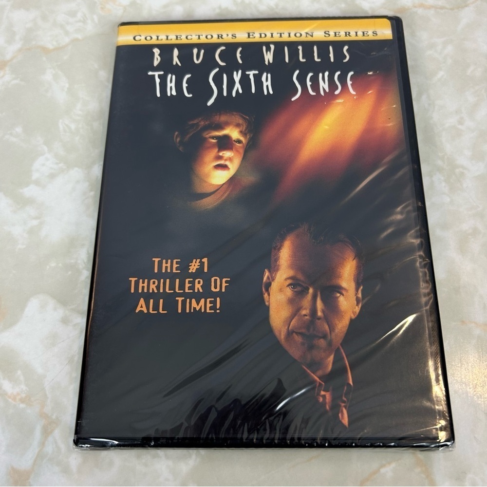 The Sixth Sense Collector’s Edition Series DVD Sealed!